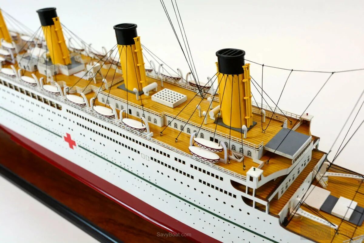 HMHS Britannic. Британик корабль. Лайнер Британик. Британик модель корабля.