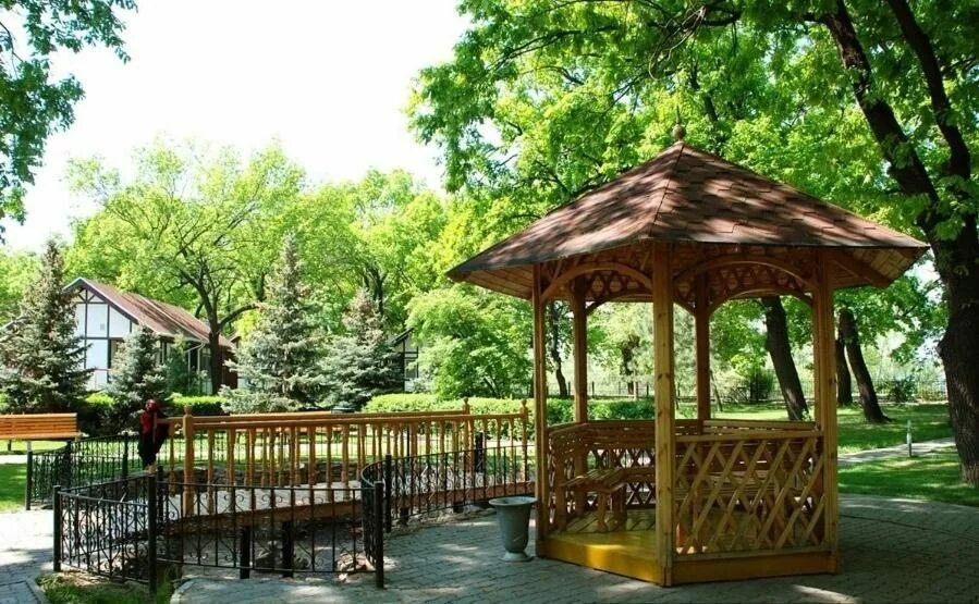 Нобель турбаза территория. Нобель турбаза волгоград. Турбаза дубовая роща краснослободск. Турбаза нобель краснослободск. Турбаза нобель волгоградская область.