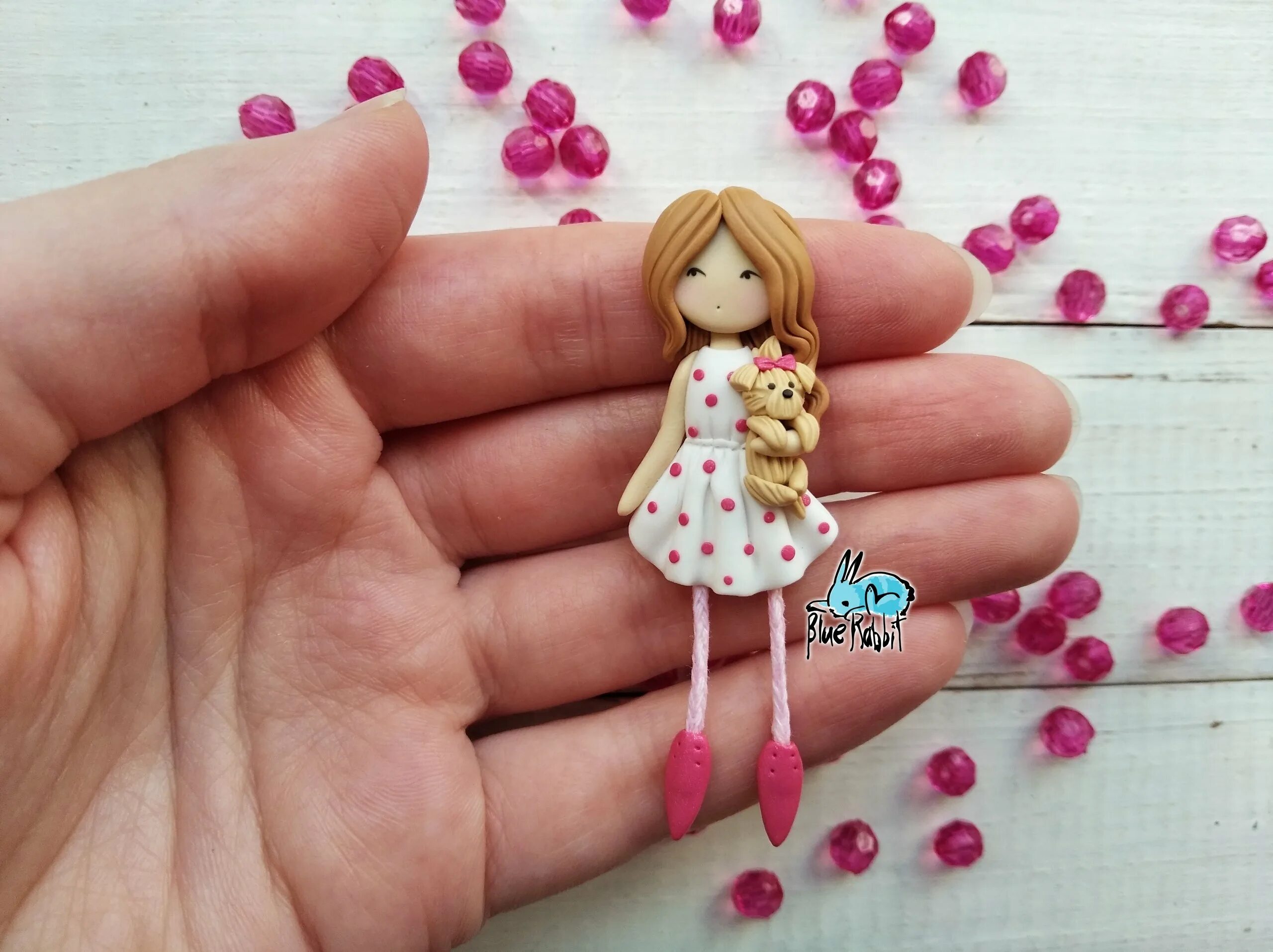 Мини куклы подвески из ткани. Маленькие куколки ручной работы. Шитые куклы. Маленькие куколки из ткани. Куклы из полимерной глины.