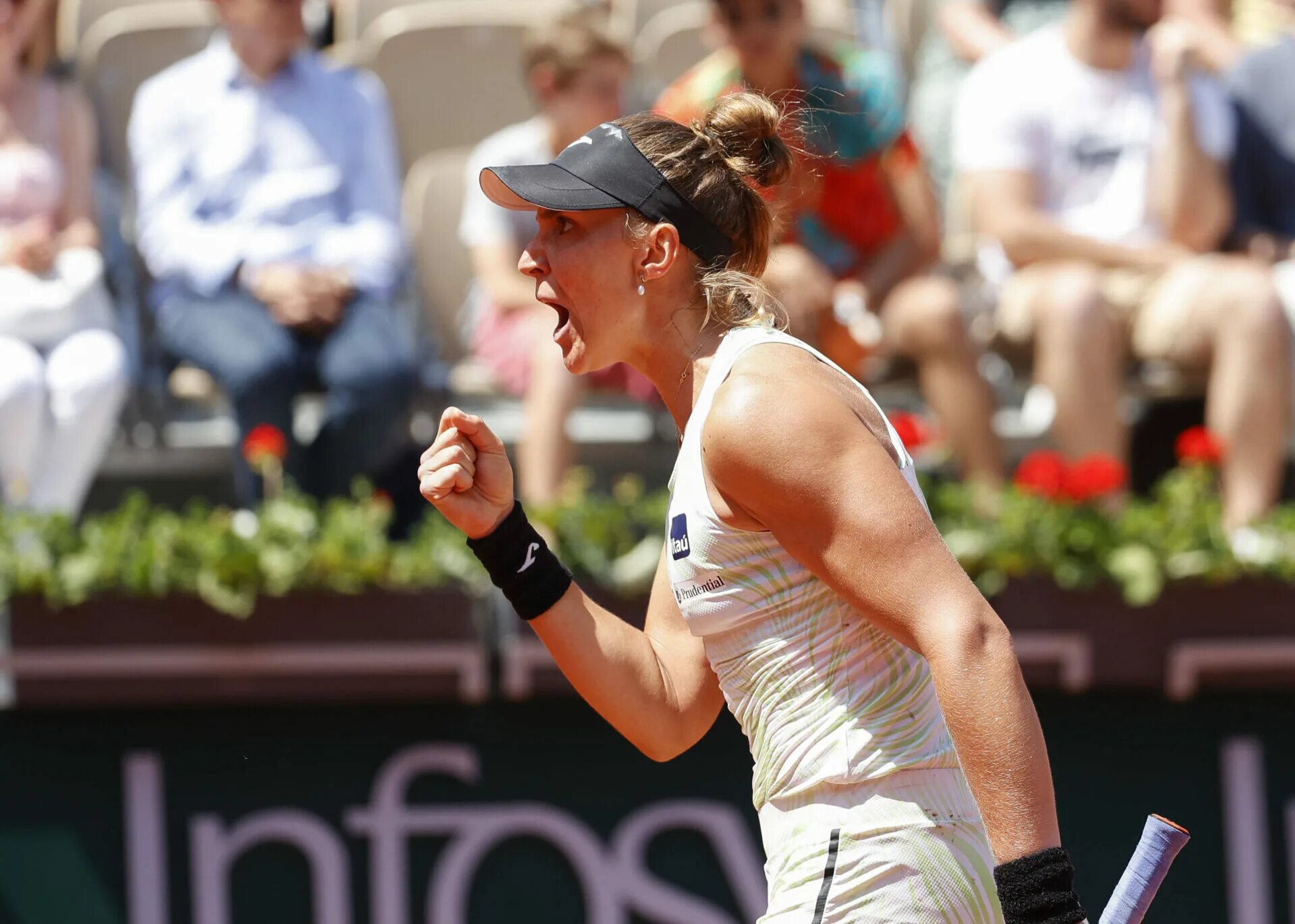 Хадид майя теннис. Беатрис хаддад майя 2022. Беатрис теннис. Beatriz haddad maia. Теннис беатрис майя.