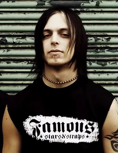 Bullet for my Valentine Мэттью так. Вокалист BFMV. Matthew Tuck. Bullet for my Valentine вокалист.