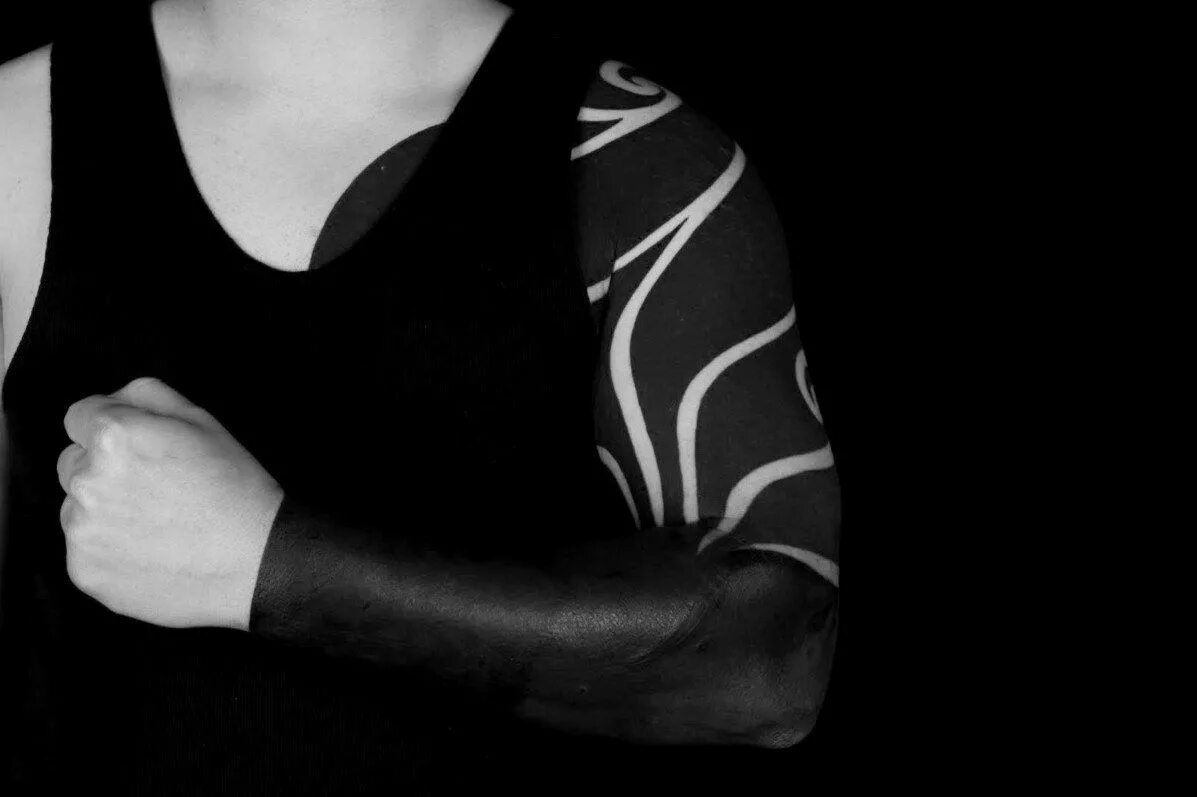 блэк ворк татуировка. рукав блэк блэкворк. черный рукав тату. черный рукав тату. черный рукав тату.