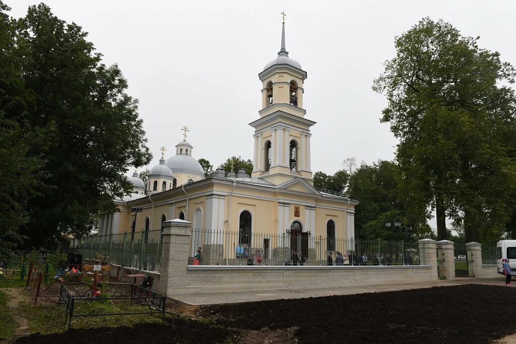 Погода ленинградской обл кировский район. Храм в Путилово Ленинградской обл. Путилово Ленинградская область Кировский район. Церковь Тихвинской иконы Божией матери Санкт-Петербург. Село Путилово Кировский район Ленинградская область.