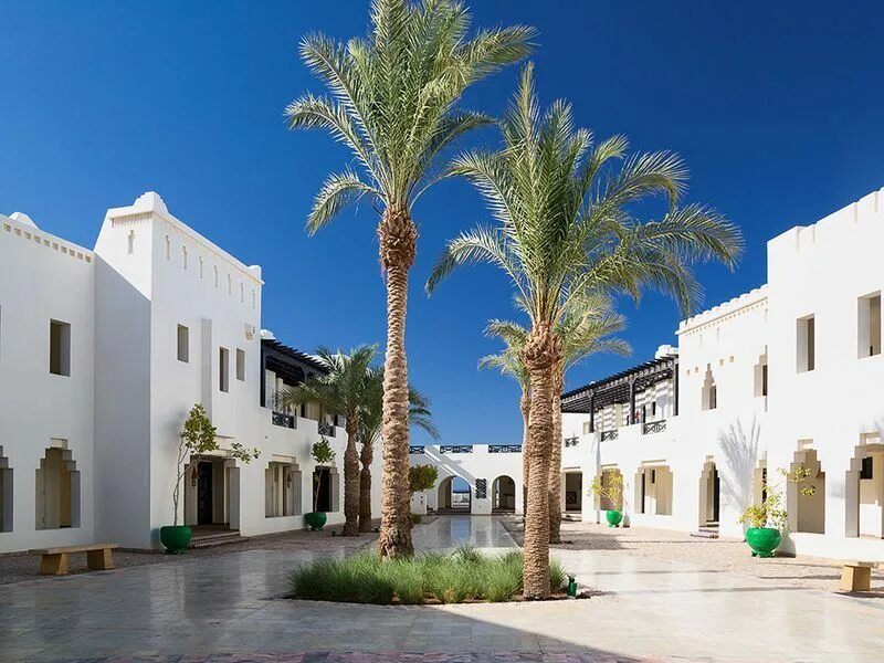 Отель шарм плаза 5. Sharm Plaza ex Crowne Plaza Resort 5 Шарм-Эль-Шейх. Шарм Плаза 5 Шарм-Эль-Шейх. Sharm Plaza (ex. Crowne Plaza Resort) пляж. Sharm Plaza 5 отель.