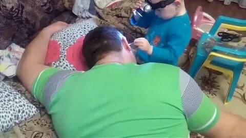 Делать уколы папе видео
