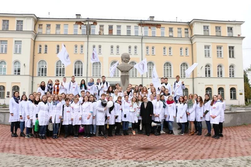 Северный медицинский университет архангельск. Смоленский государственный мед университет. Северный государственный медицинский университет Архангельск. Саратов институт медицинский СГМУ. Медицинский колледж СГМУ.