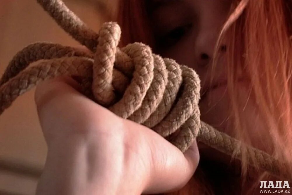 Мою лучшую подругу нашли повешенной в ванне. Мою лучшую подругу нашли повешенной в ванне. Мою лучшую подругу нашли повешенной в ванне. Мою лучшую подругу нашли повешенной в ванне. Мою лучшую подругу нашли повешенной в ванне.