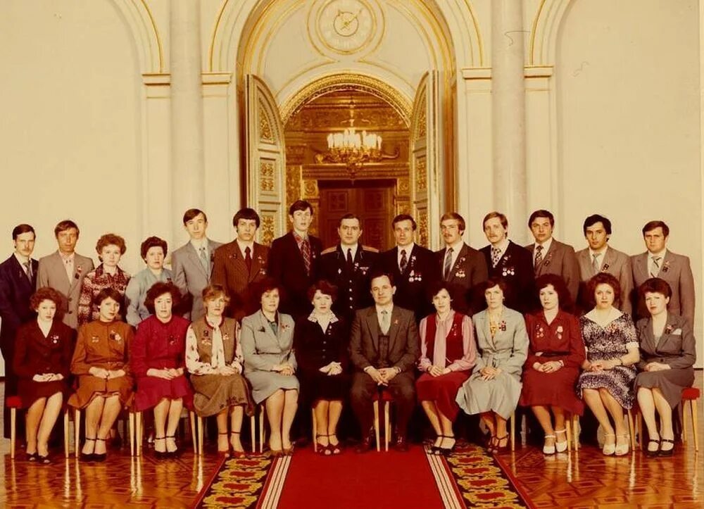 Xxii съезд влксм. 14 съезд влксм 1962 делегаты. Делегаты 16 съезда влксм. Съезд комсомола 1982. Съезд комсомола 1982.