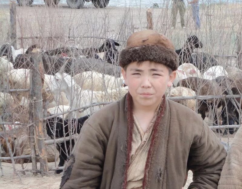 Казах читы. Якут Монгол Киргиз. Киргизы фото. Казахские парни. Киргизы фото парней.