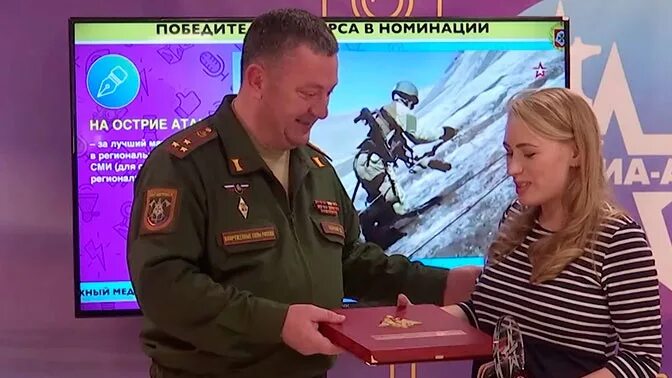 Корреспонденты телеканала звезда. Корреспондент телеканала звезда. Наши войска. Корреспондент телеканала звезда. Корреспондент телеканала звезда.