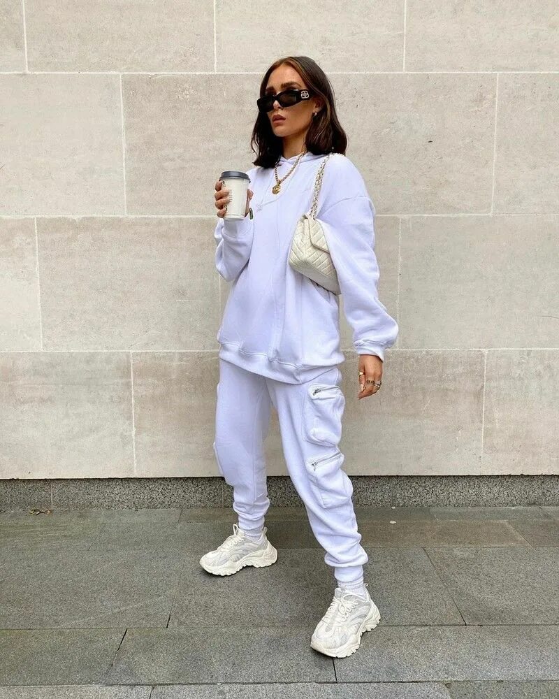 Alicia Roddy on Instagram: "Going to get cosy, curl up in this hoodie and watch 