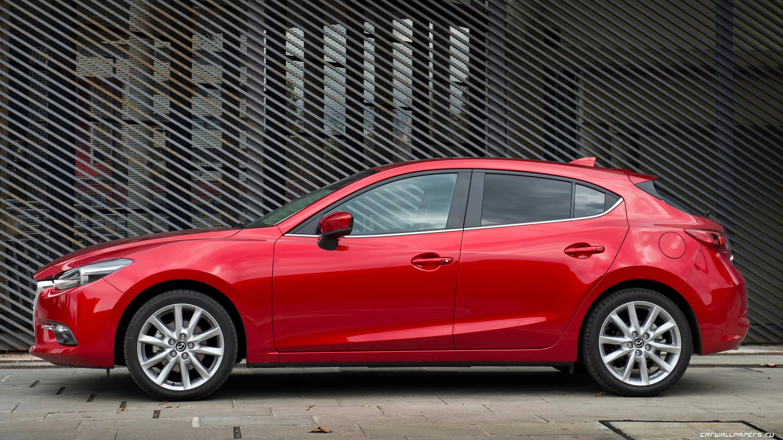 Мазда 3 2016. Mazda 3 Hatchback. Mazda 3 Hatchback 2016. Мазда 3 BM хэтчбек. Мазда 3 хэтчбек 2016.