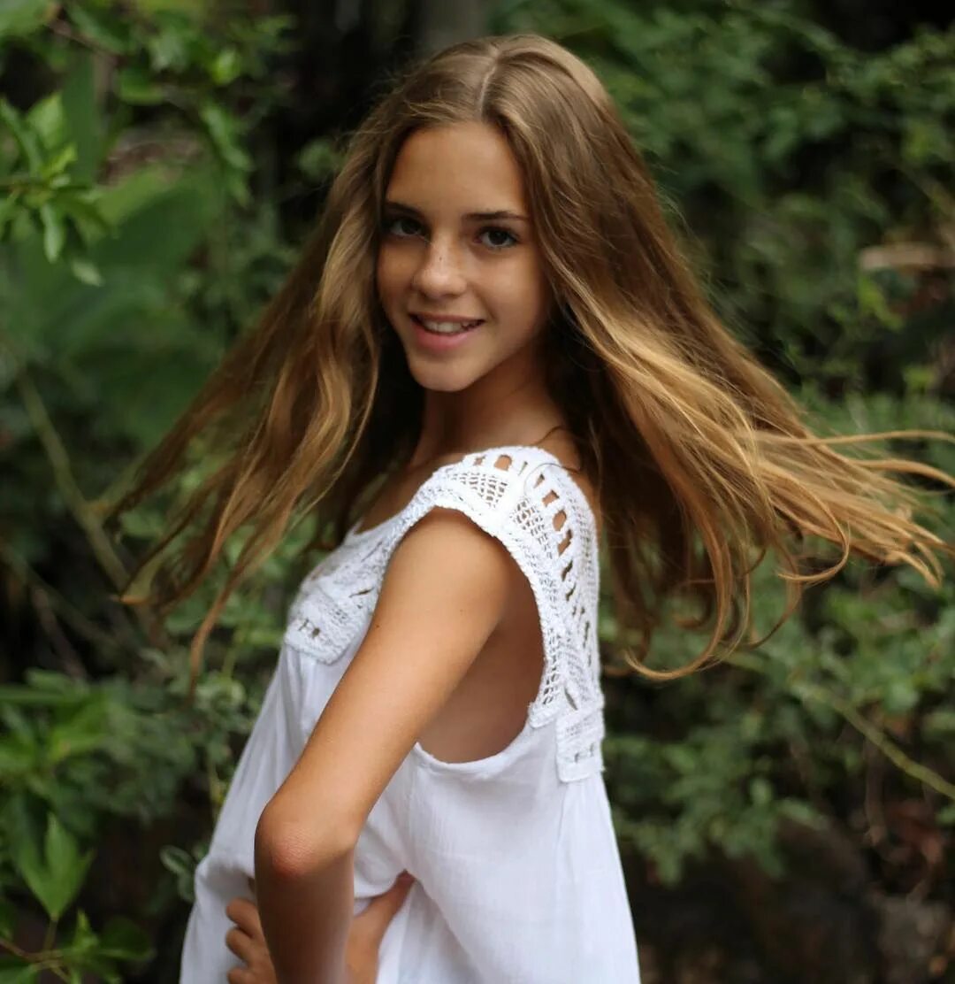 Младше 12. Emily Feld юная. Emily Feld 13. Emily Feld 12. Emily Feld 14.