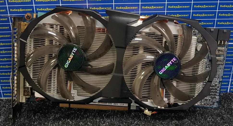 Авито 560. Gtx 560 gigabyte. видеокарта geforce 560 gigabyte. gtx 560 1gb.