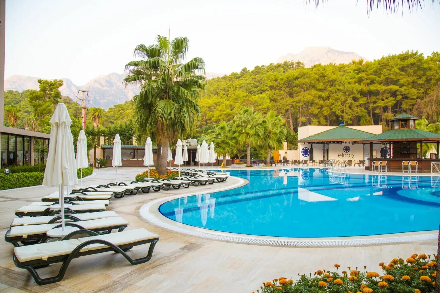 Royal towers hotel kiris. Jura hotels kemer resort 4 кемер. Турция кириш палмет резорт. Royal towers hotel kiris. Кемер royal towers.