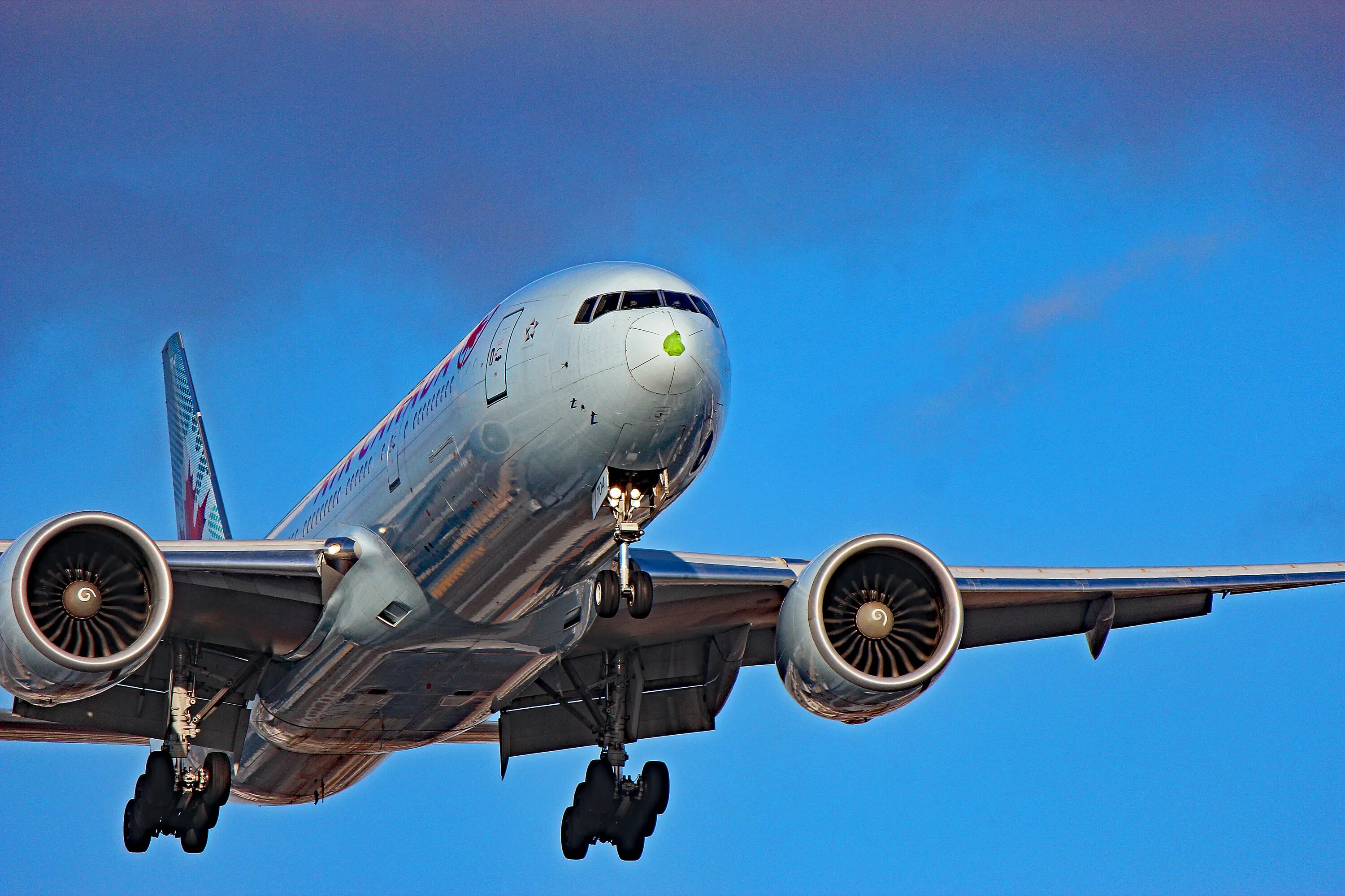 Боинг 777 200. Boeing 777-200lr. B777-200 грузовой. Боинг 777 200 ЛР. B777-300lr.