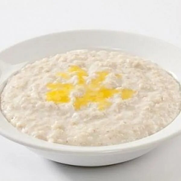 овсянка на завтрак. овсяная каша на молоке для ребенка. овсяная каша на молоке для ребенка. овсяная каша натуральная. овсянка кашка.