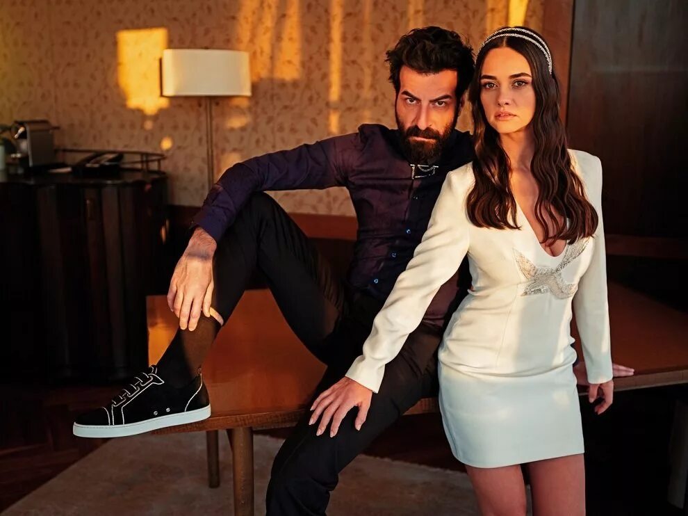 Акын акынозю миран асланбей. Сейран актриса. Стужа турецкий сериал. Сериал ветреный миран. Турк 2023.