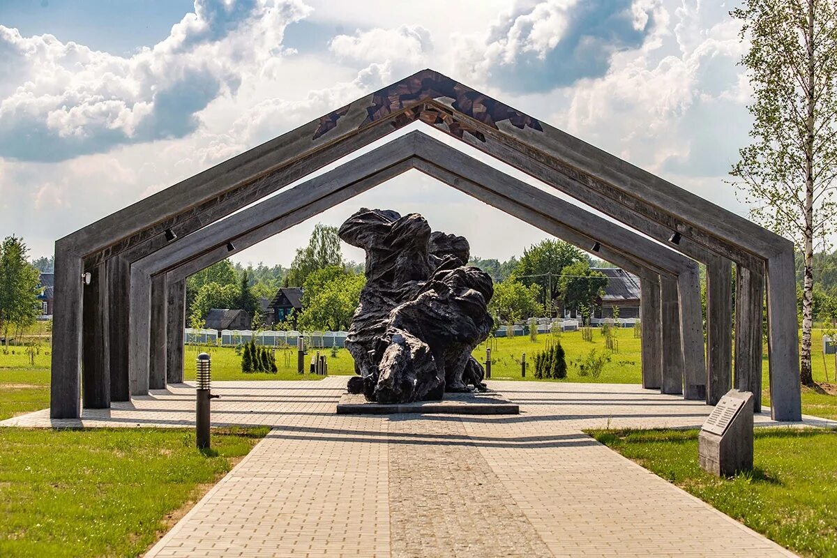 Памятники войны в беларуси. Мемориальный комплекс Борки Кировского района. Мемориального комплекса в деревне Борки Кировского района.. Мемориальный комплекс Борки Кировского района Могилевской области. Мемориальный комплекс памяти сожженных деревень Могилевской области.