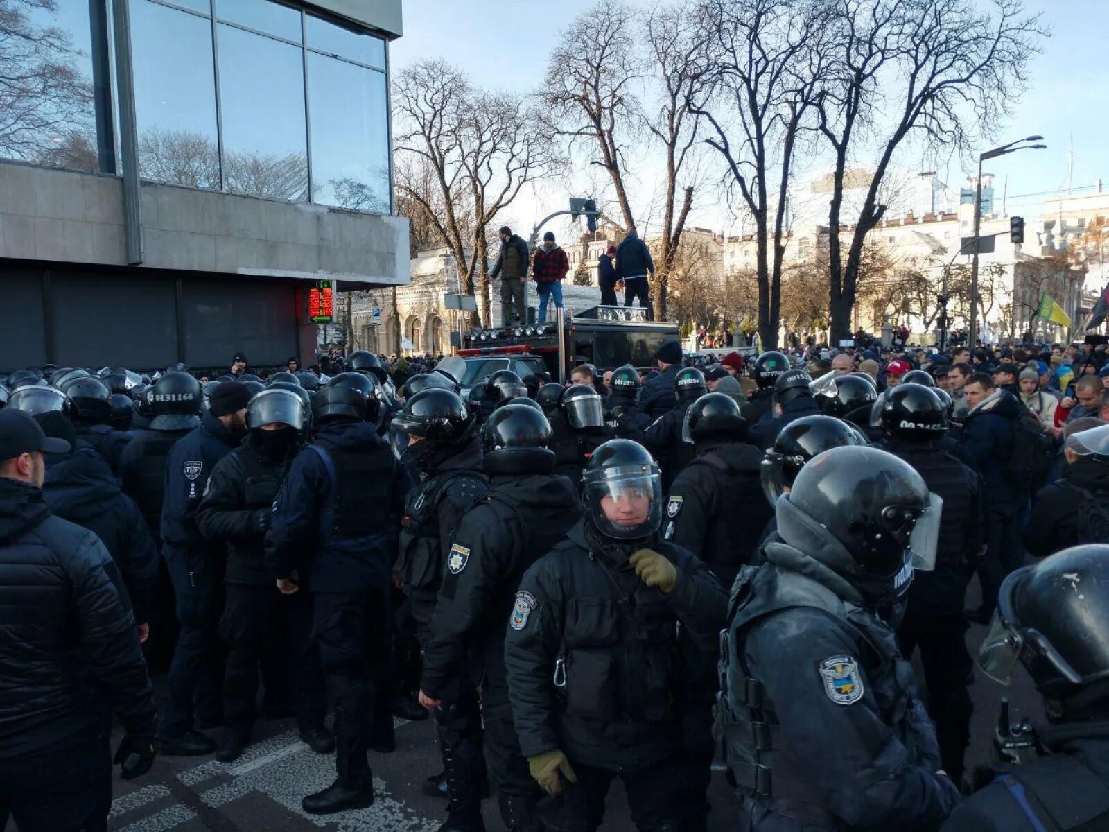 Демонстрация в Киеве. Митинги в Киеве сейчас. Силовики.