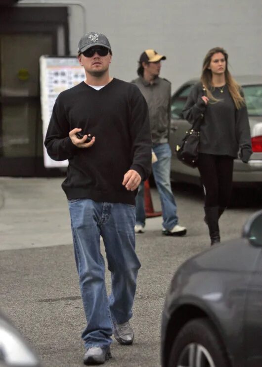 лео и лукас хаас. лукас хаас и леонардо. лукас хаас и леонардо. лукас хаас и леонардо. лео ди каприо и лукас хаас.