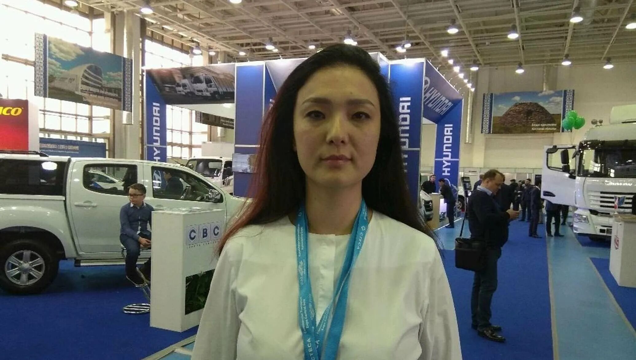 Анар национальность