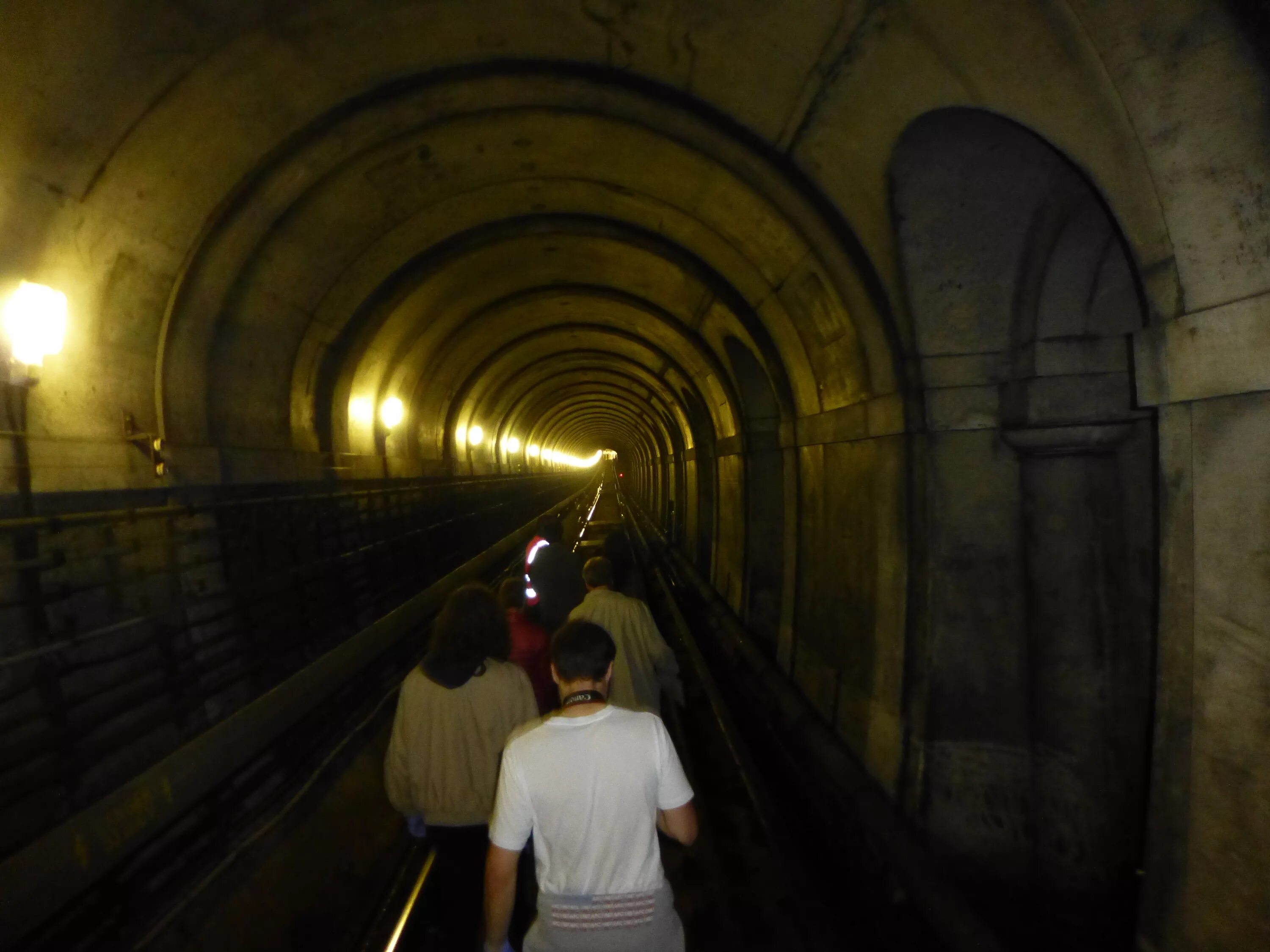 туннель под темзой брюнель. самосский тоннель. акведук на острове самос. симплонский железнодорожный тоннель. первые тоннели.