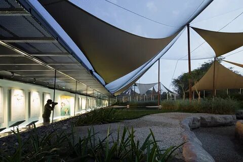X centre