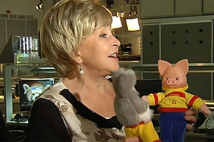 Анна федорова спокойной ночи малыши. Ведущая спокойной ночи малыши фото. Ведущая спокойной ночи малыши фото. Ведущие спокойной ночи малыши оксана федорова. Веденеева спокойной ночи малыши.