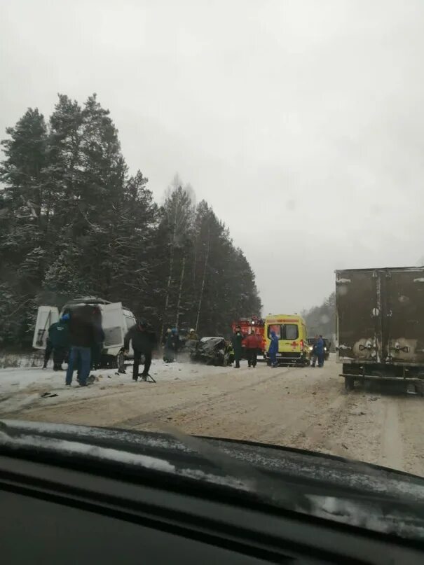 Тверь ржев км. Трасса тверь ржев. авария тверь ржев. дтп на трассе ржев тверь.