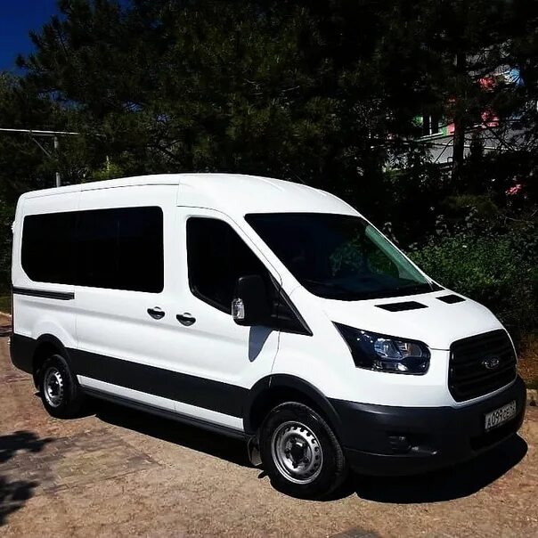 Ford Transit 8 местный. Ford Transit микроавтобус 8 мест. Форд Транзит микроавтобус 8+1. Форд Транзит 8ми местный.