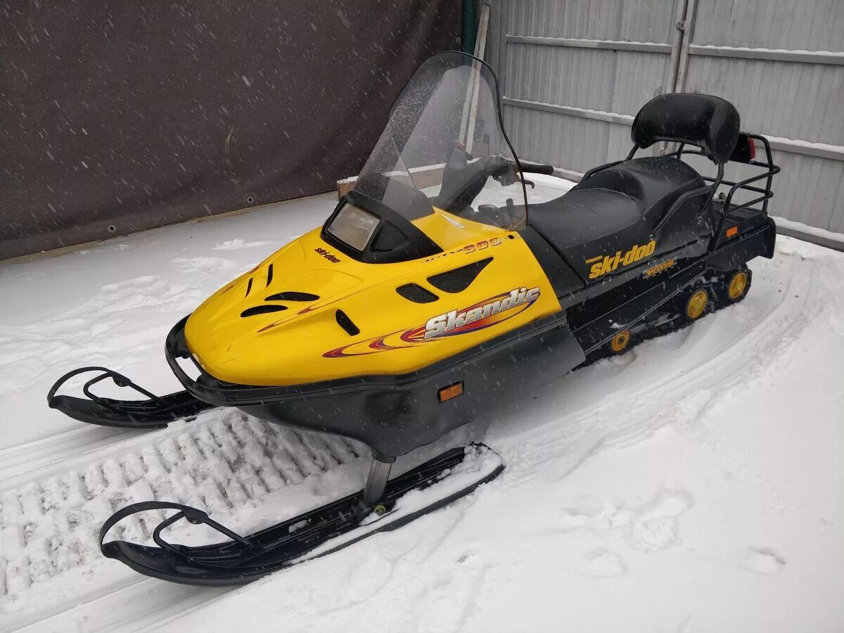 Bombardier ski doo. BRP снегоход WT LC 600. Снегоход BRP Ski-Doo 600. BRP Скандик 600. Skandic SUV 600.