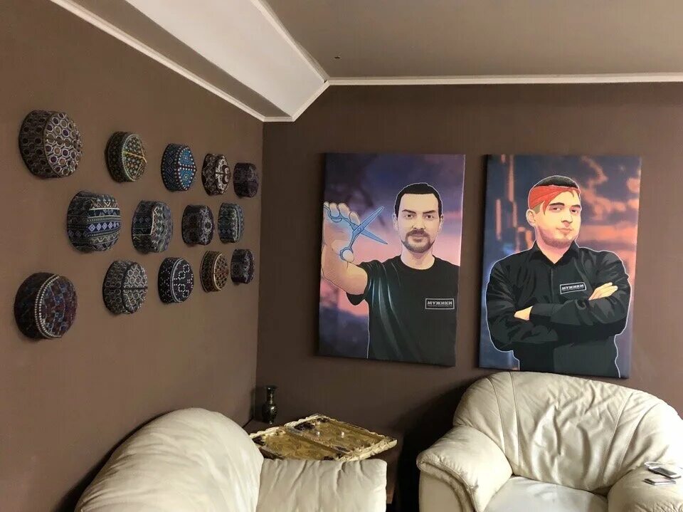 барбершоп тюмень широтная франт. козырь чебоксары барбершоп. барбершоп пушкин оранжерейная 12. шестаков александр екатеринбург. мужики в баре.