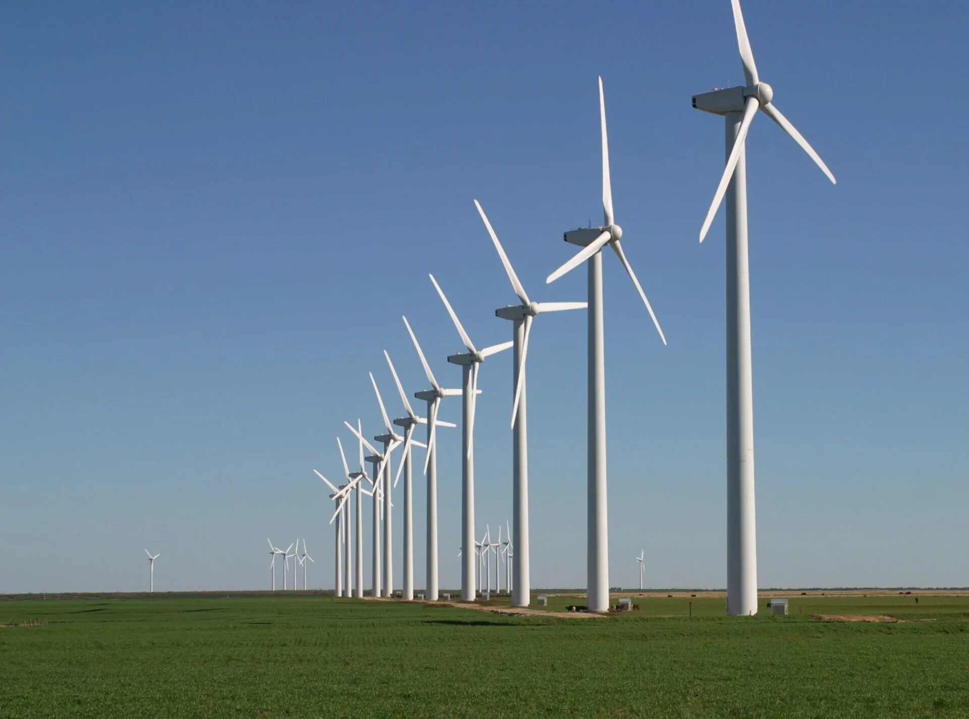 Wind energy - the facts. Ветроэлектростанция в арктике. How wind energy works. How does wind turbine works. Wind energy how it works.