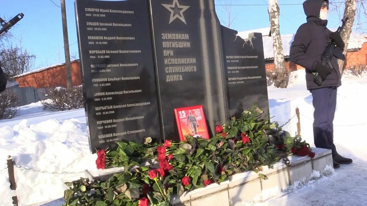 Митинги у обелисков