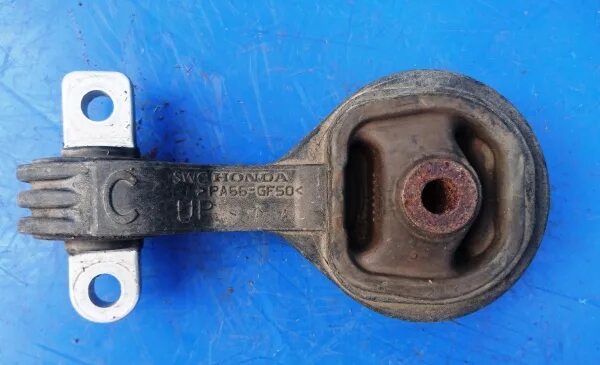 Подушка двигателя срв рд1. Подушка двс honda cr-v 2. подушка двс зад honda cr-v 2. подушка двигателя хонда срв 3 2.0. опора двигателя хонда срв 4 2.4.