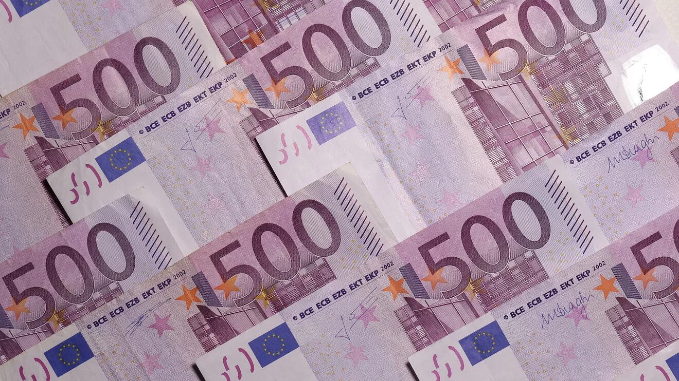 500 Евро. Купюра 500 евро. Банкноты евро 500. 500 Евро изображение.
