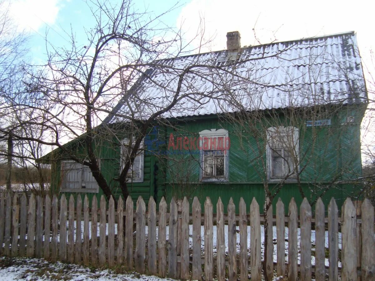 Купить квартиру в луге ленинградской. Дом лен.обл Луга Лужский район. Дом у Луга. Дома в Луге. Луга город дом.