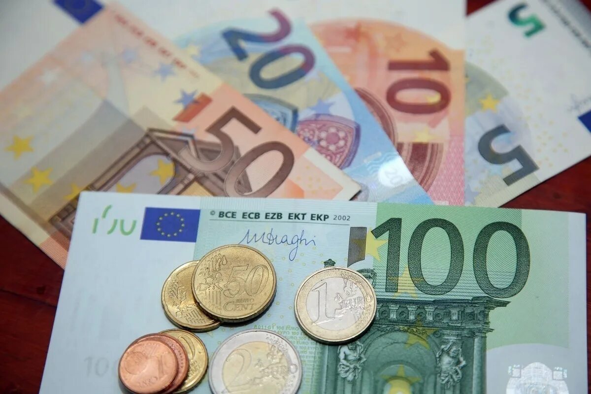 500 000 рублей в евро. Единая европейская валюта – евро.. Евро в рубли. Евро в руб. Евро к рублю.