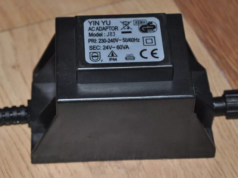 12v 240v 50 60hz. Трансформатор понижающий 220.40.28.15. AC/AC Adaptor 24v. Трансформатор ac220 ac12. TDC Power блок питания de-20-12.