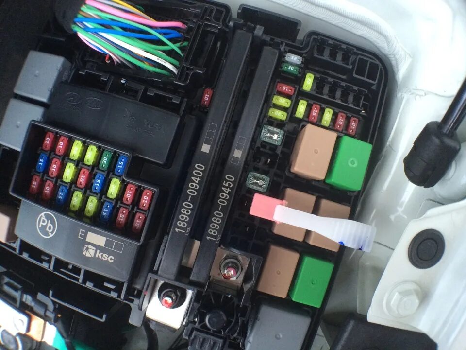 Mazda 3bl реле противотуманок. Предохранитель омывателей фар мазда 3 2008. Sorento 2008 омыватель фар предохранитель. Почему не работает омыватель фар. 2.