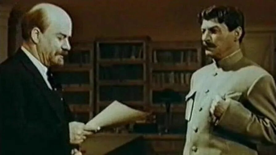 Незабываемый 19. «Незабываемый 1919-й» (1951) Геловани. Геловани актер Сталин.