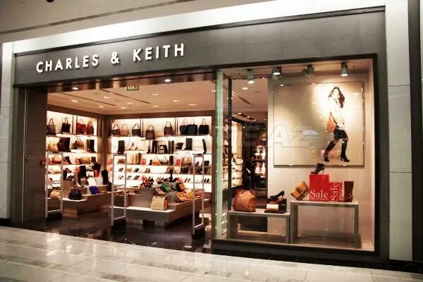 Charles and keith baku. Charles keith обувь. Обувь charles keith сапожки. Обувной бутик. Лоферы charles keith.