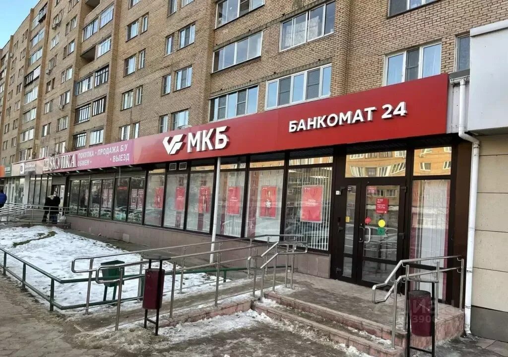 Лобня ленина 19 к 1. Банк москвы фото. Банк мкб в лобне. 1,. Интерпрогрессбанк.