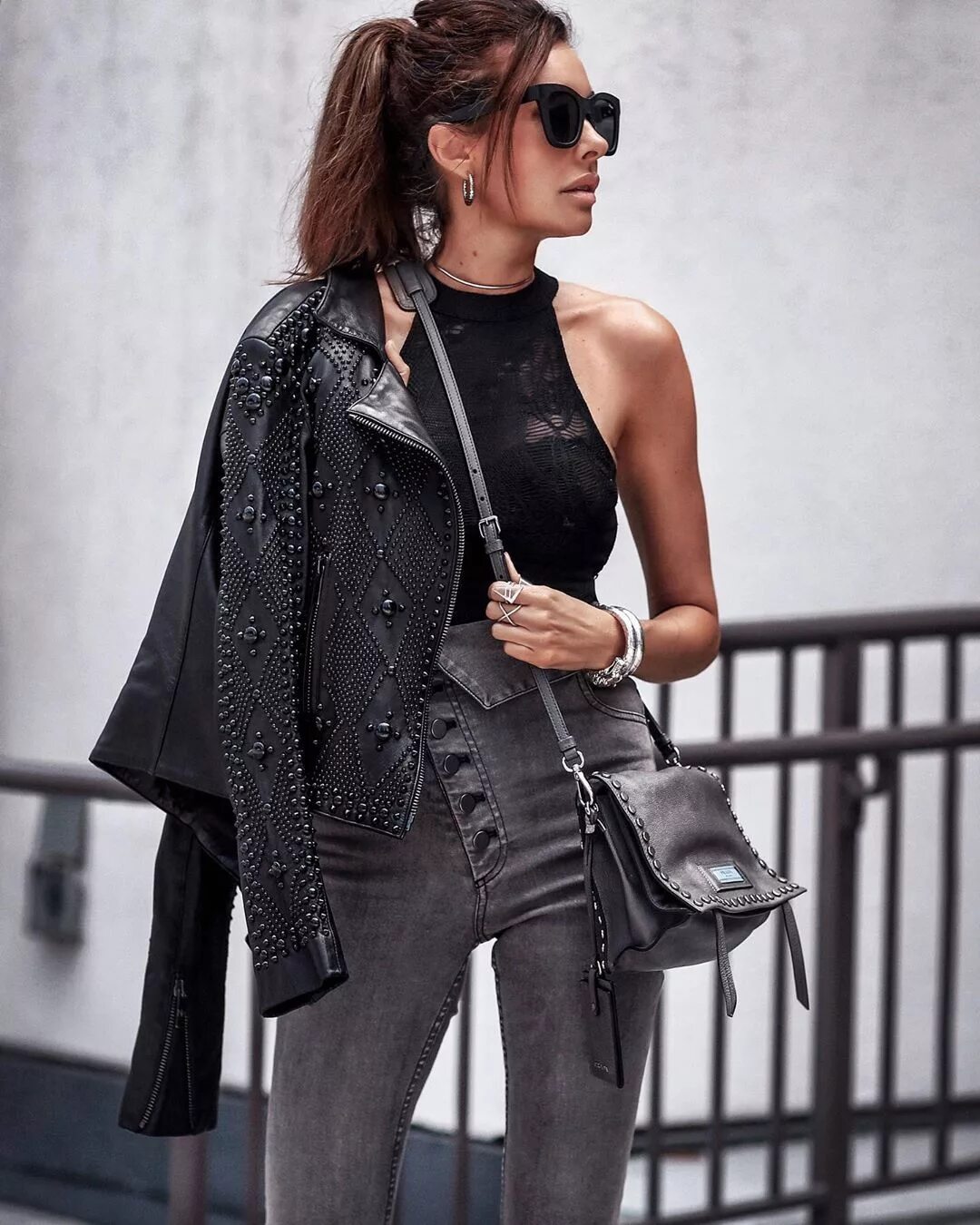 куртки кожаные женские тренды. кожанка 2021 gucci. модные кожаные куртки 2020 женские. модные кожаные куртки 2023. кожанка косуха женская 2022.