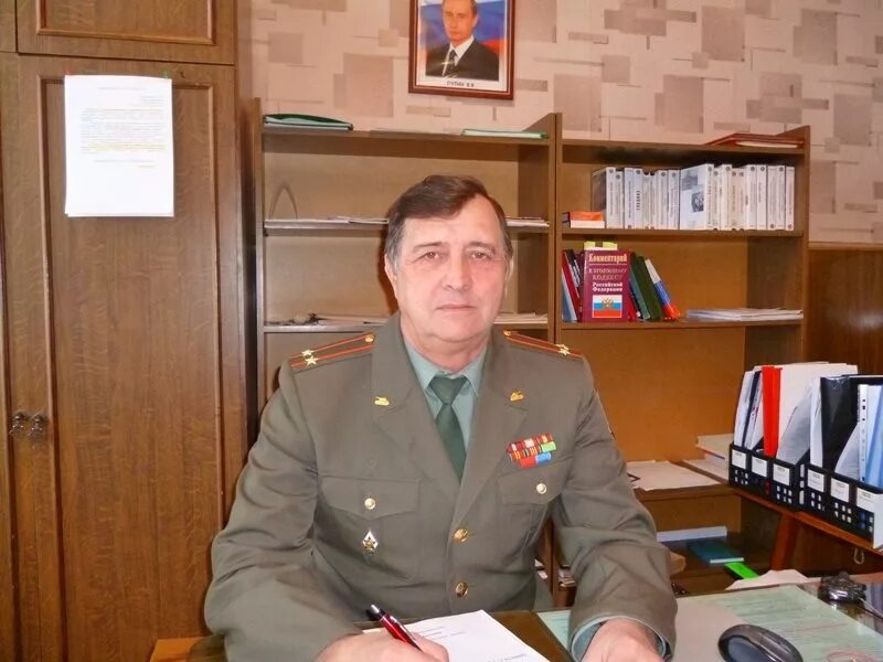 Военкомат волгодонск сотрудники. Призывная комиссия г курск. Постановка на воинский учет. Призывная комиссия г курск. Военкомат волгодонск призывная комиссия.