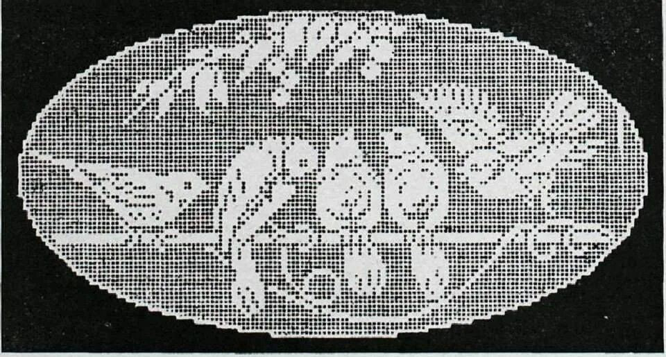 Салфетка крючком филейная техника. Филейные салфетки. Филейное вязание салфетки. Филейные салфетки крючком. Круглые салфетки филейным вязанием.