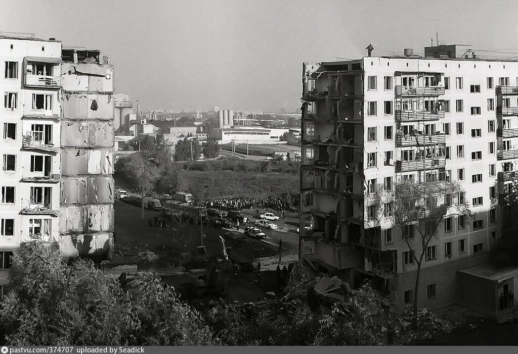 Гурьяново. Москва улица Гурьянова 1999. Москва улица Гурьянова 19. Улица Гурьянова дом 19.