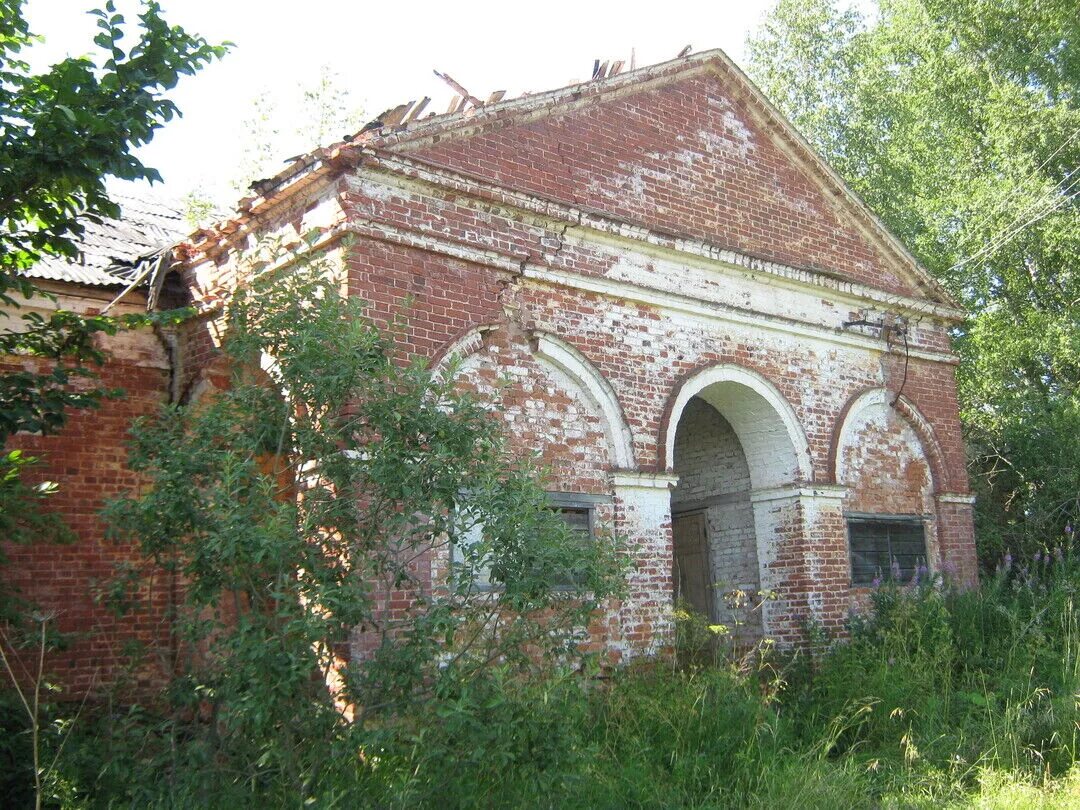 Дрегли новгородская область. Село Зарубино Новгородской области. Зарубино Любытинский район. Село Зарубино Новгородской области Любытинский район. Село Никольское Новгородская область Любытинский район.