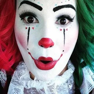 Clown girl